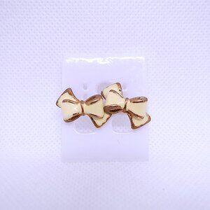 💎7/25💎NOS Vintage Retro 1940s Cream Enameled Ribbon Pierced Stud Earrings